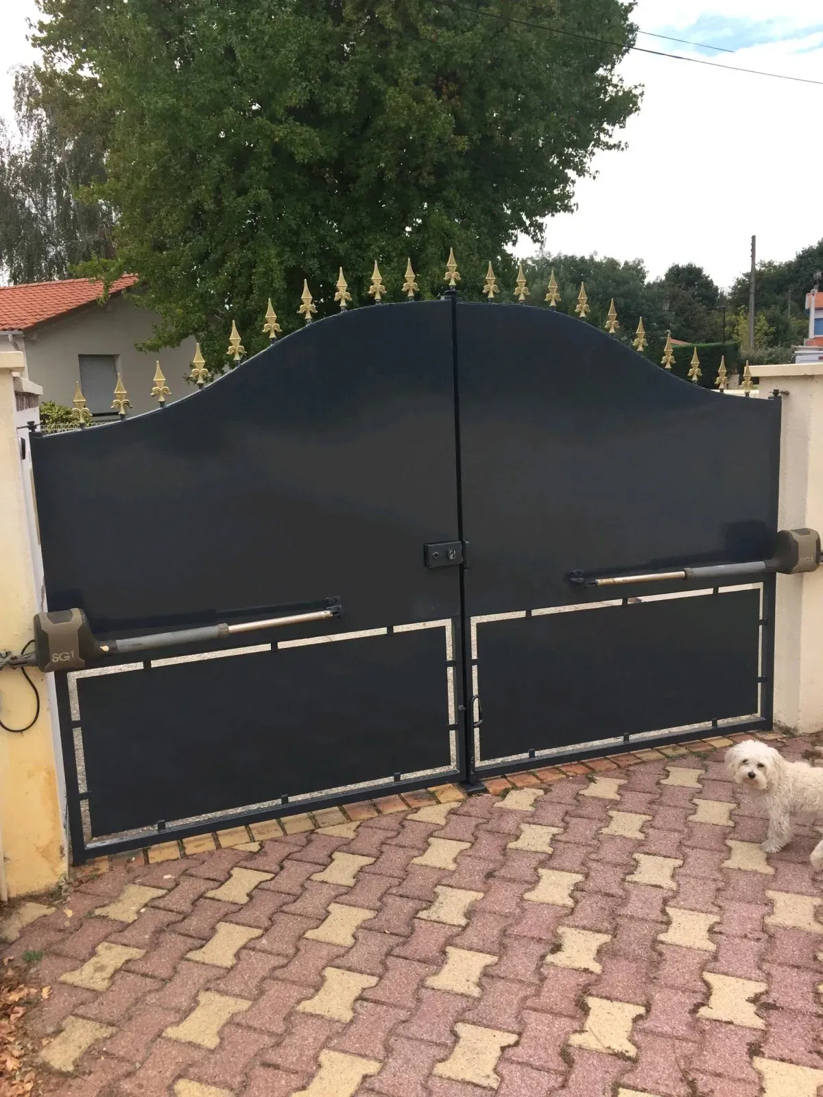 Trouver une entreprise pour la rénovation de son portail à Gujan-Mestras