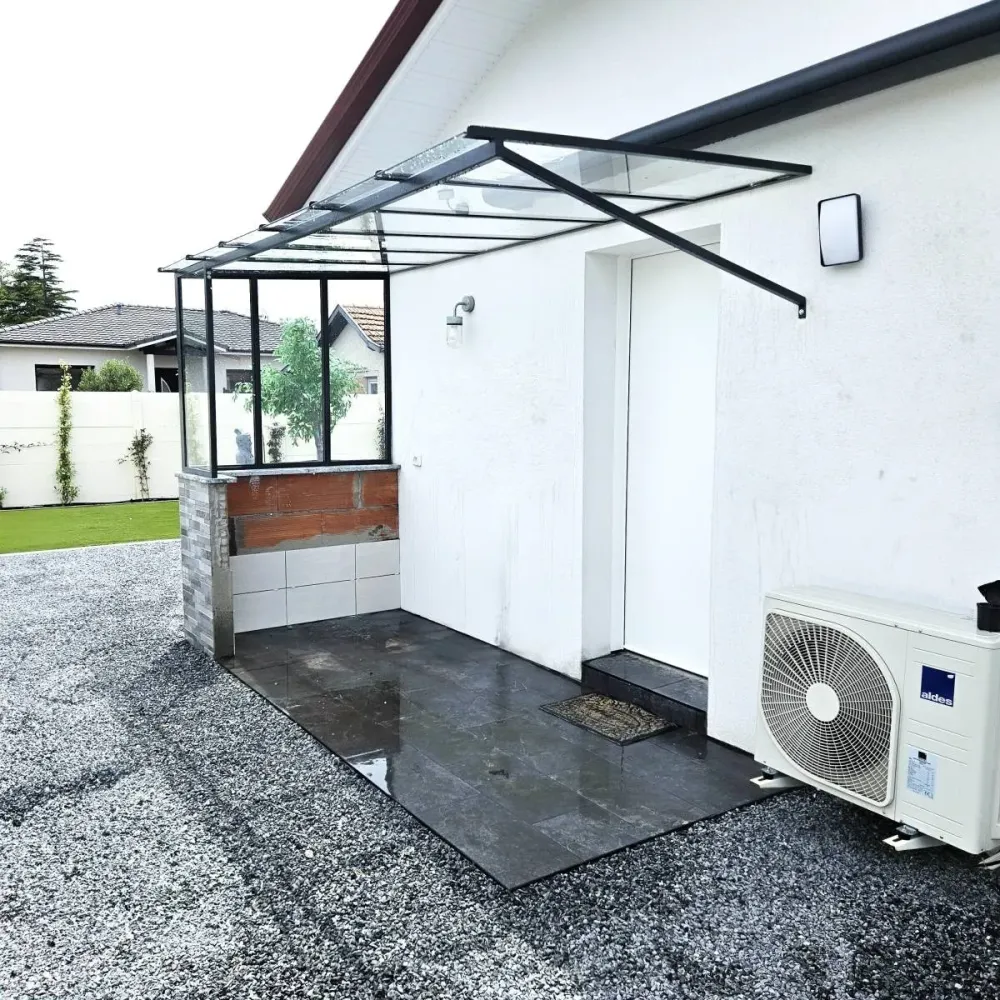 Quel artisan peux fabriquer une Verrière et marquise en acier sur mesure avec traitement antirouille pour cuisine extérieur à Audenge sur le bassinwebp