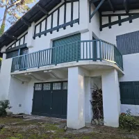 Qui fabrique des garde corps sur mesure en métal de couleur vert à Mios (1webp